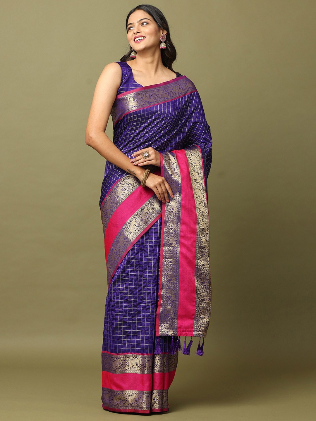 

VASTRANAND Woven Design Zari Banarasi Saree, Purple