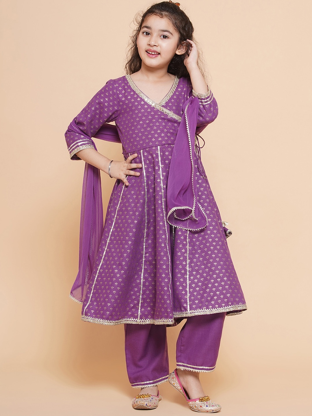 

Bitiya by Bhama Girls Ethnic Motifs Printed Gotta Patti Kurta with Trousers & Dupatta, Purple