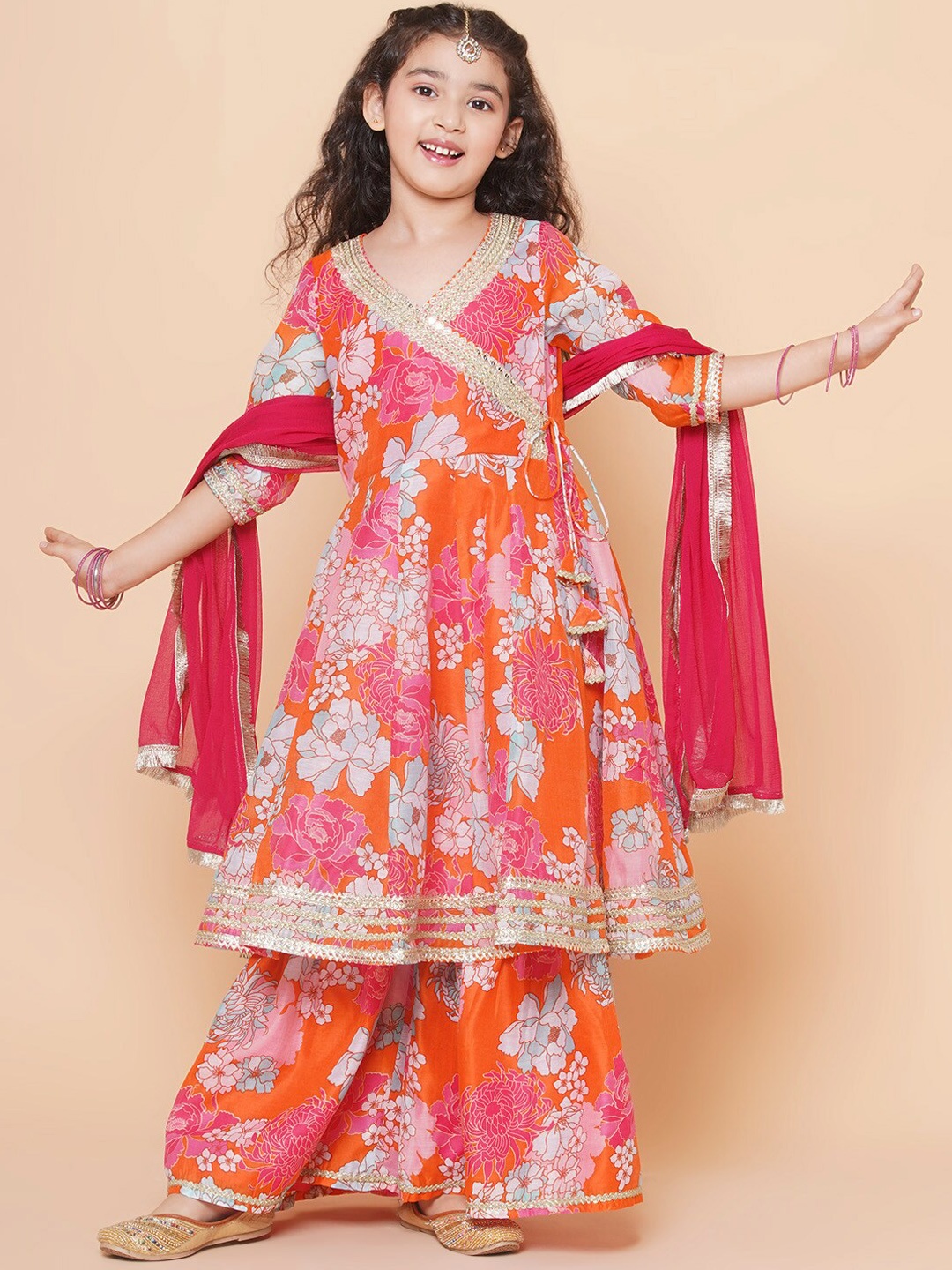 

Bitiya by Bhama Girls Floral Printed Angrakha Gotta Patti Kurta with Sharara & Dupatta, Orange