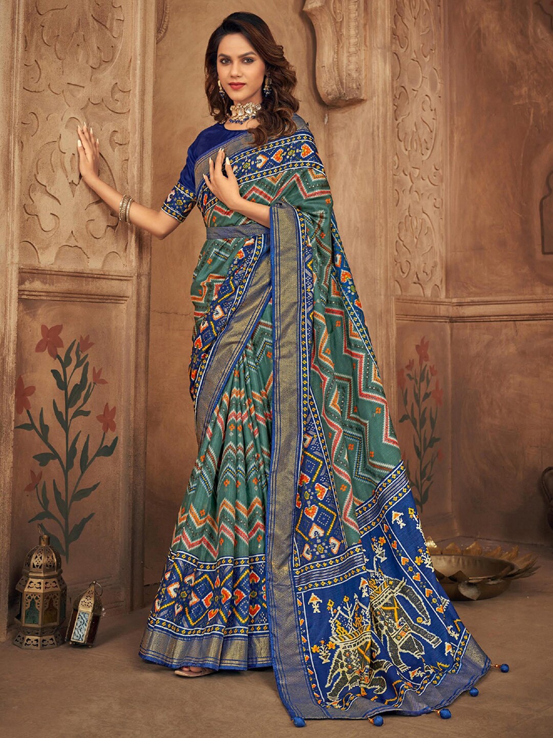 

Mitera Green Ethnic Motifs Printed Zari Saree, Blue