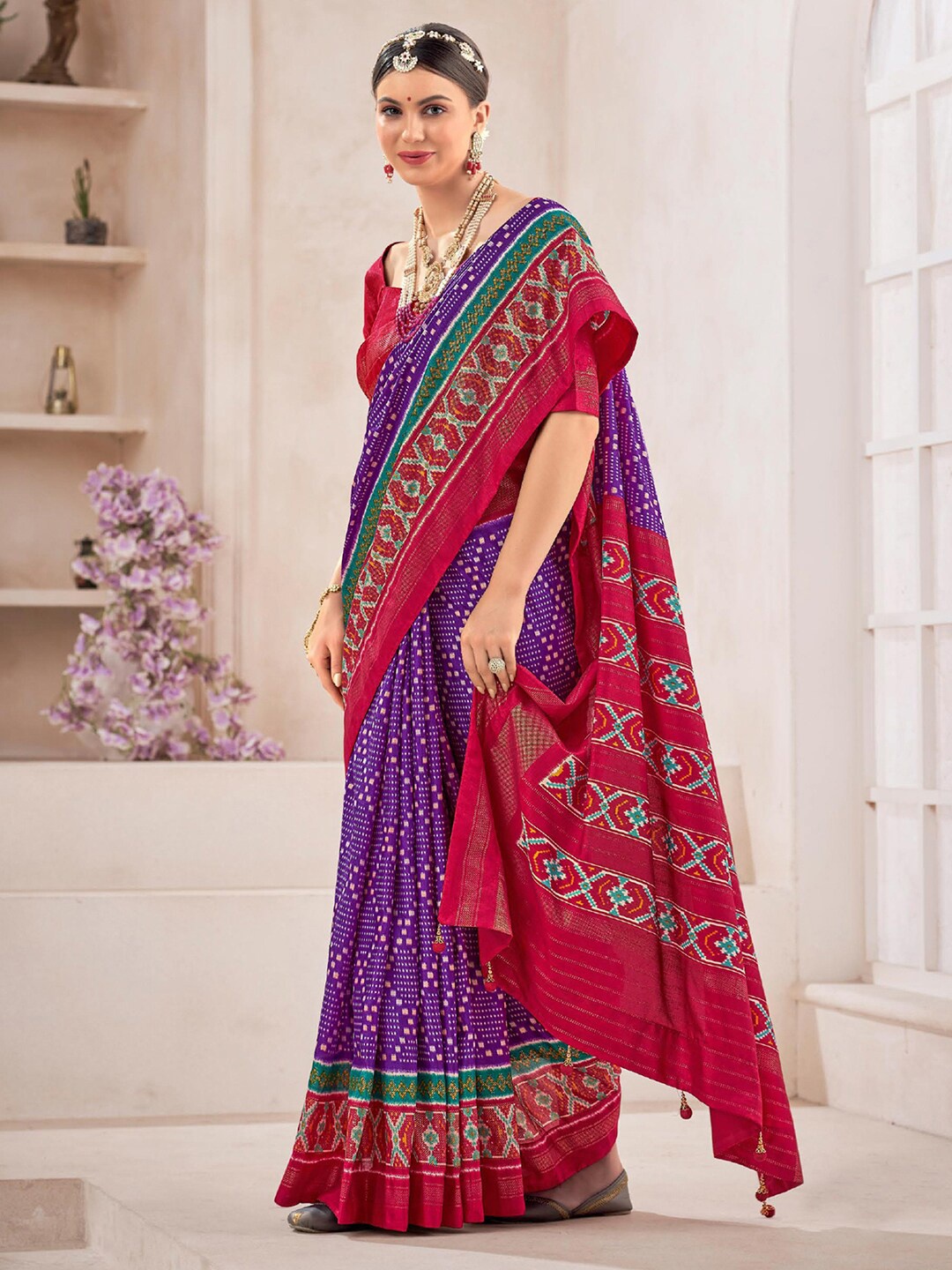 

Mitera Checked Silk Blend Saree, Purple