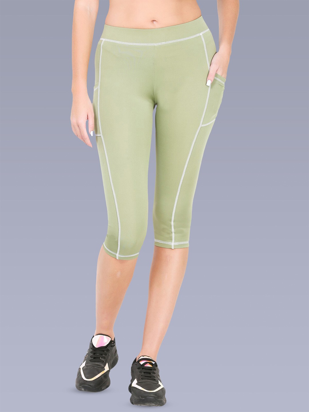 

Fasha Mid-Rise Skinny Fit Sports Capris, Green
