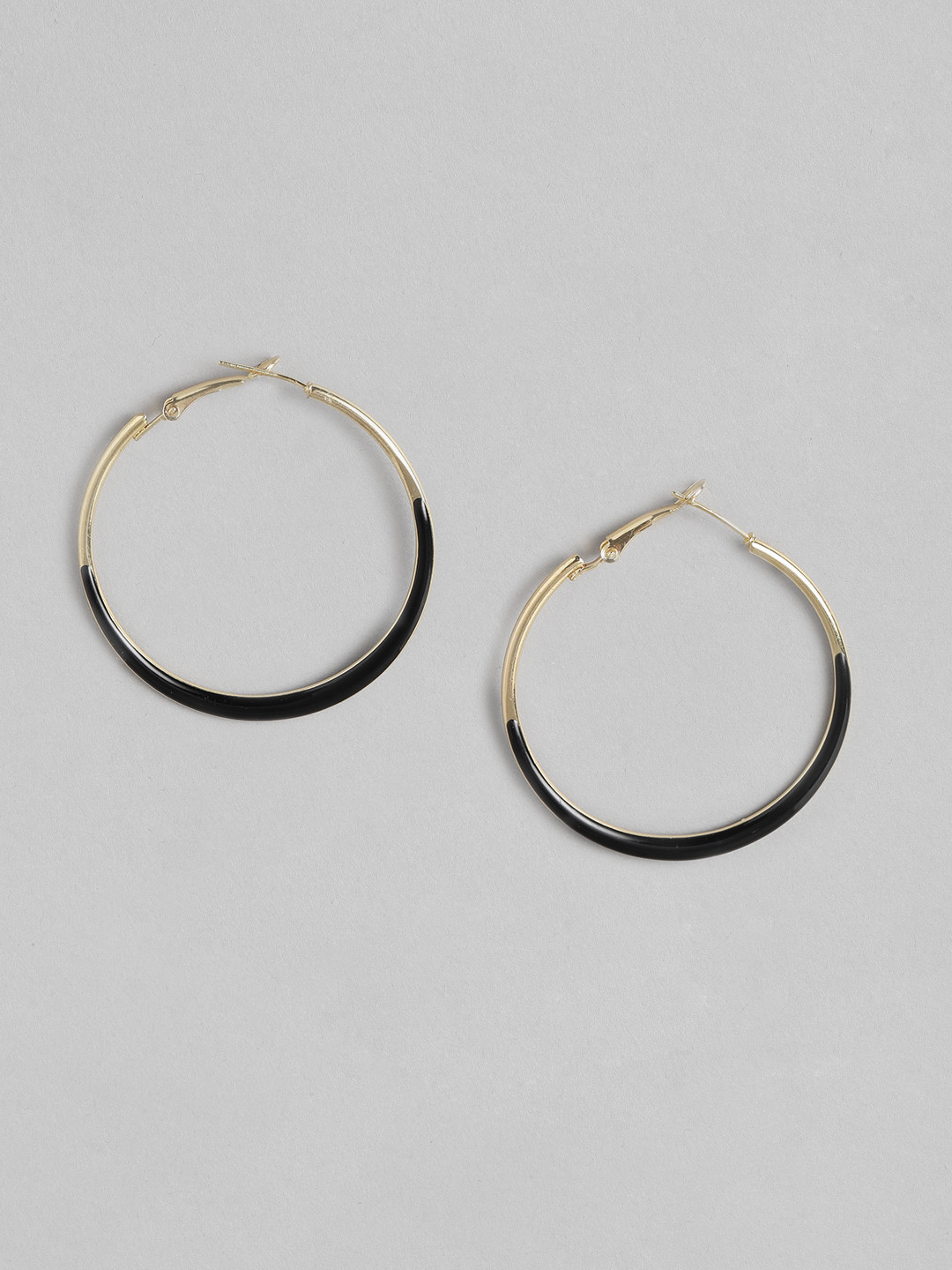

DressBerry Circular Hoop Earrings, Gold