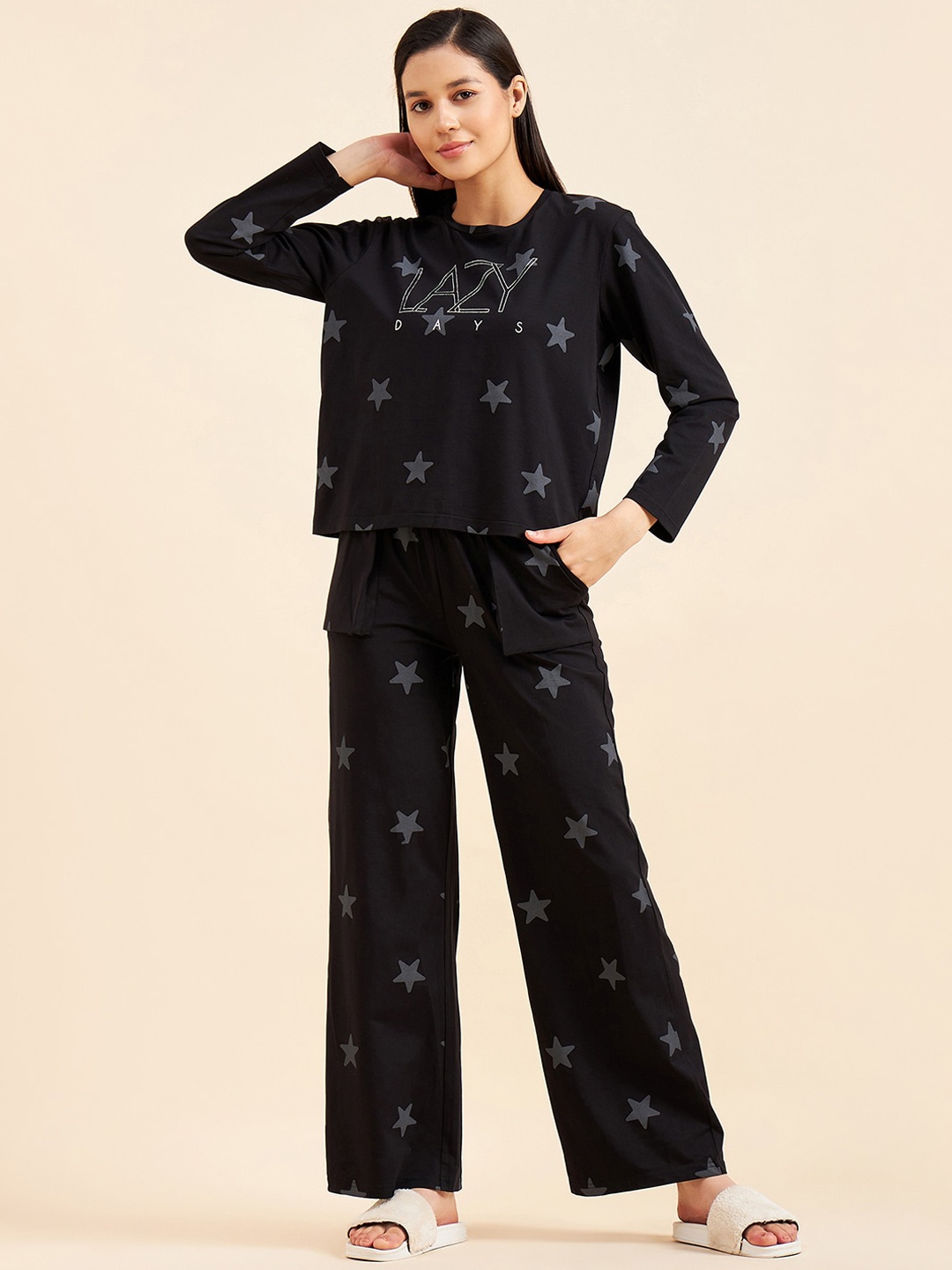 

Sweet Dreams Conversational Printed Round Neck Night Suit, Black