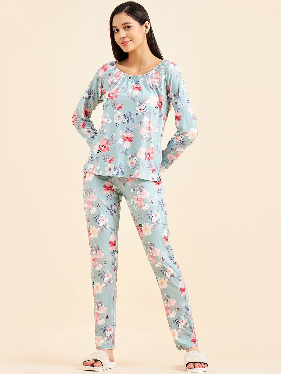 

Sweet Dreams Green & Pink Floral Printed Night suit