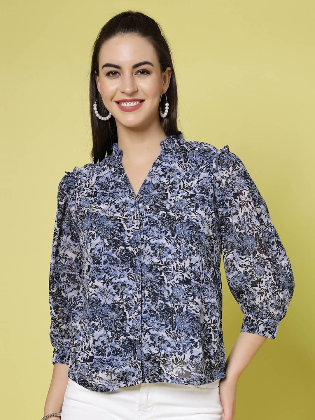 

plusS Blue & White Floral Printed V-Neck Cuffed Sleeve Ruffled Shirt Style Top
