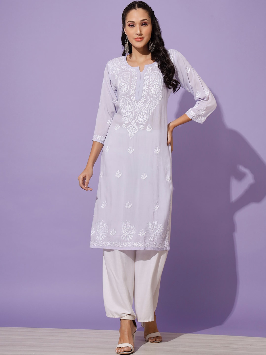 

Ethnava Ethnic Motifs Embroidered Pure Cotton Straight Kurta, Purple