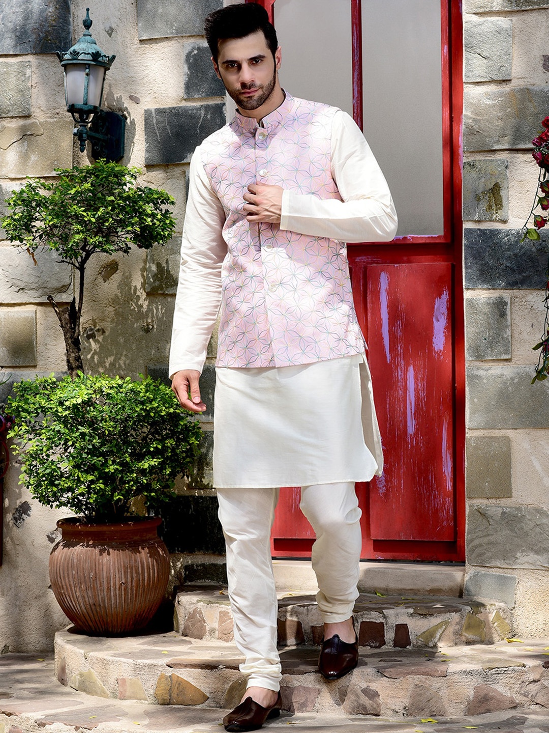 

HOUSE OF DEYANN Mandarin Collar Pure Cotton Kurta with Churidar & Nehru Jacket, White