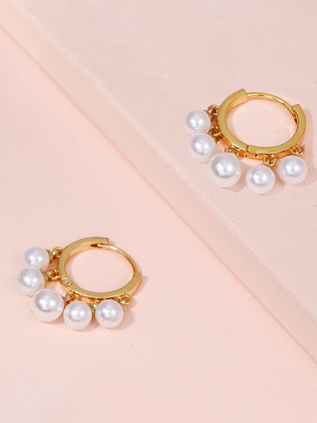 

VIEN Gold-Plated Pearl Beaded Contemporary Hoop Earrings