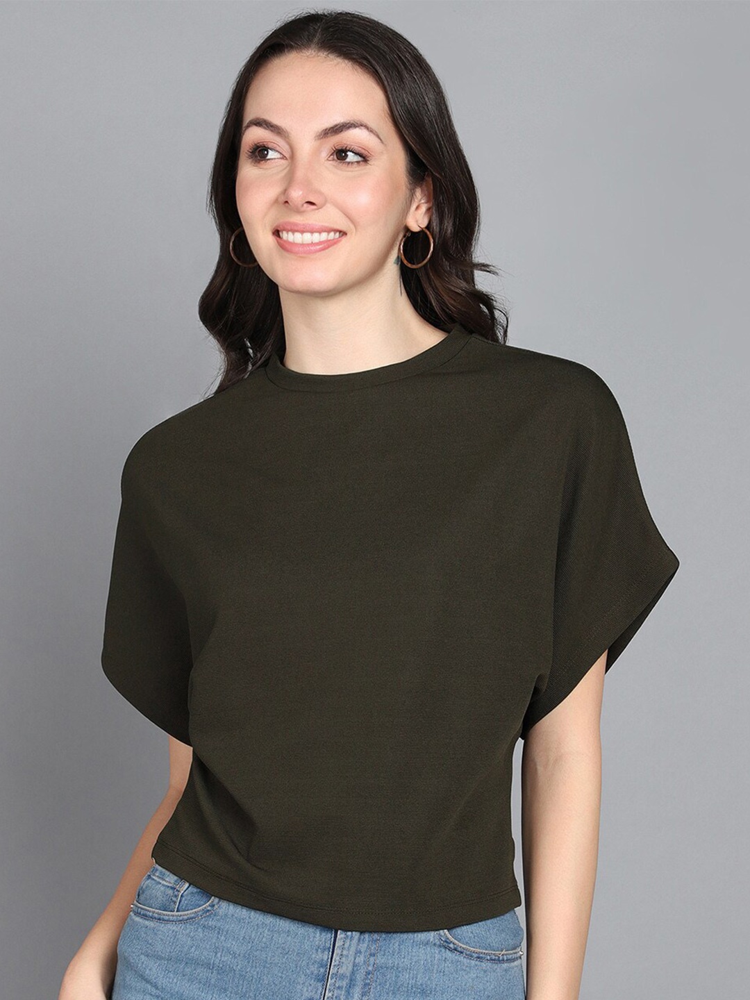 

Mast & Harbour Olive Green Extended Sleeves Boxy Top