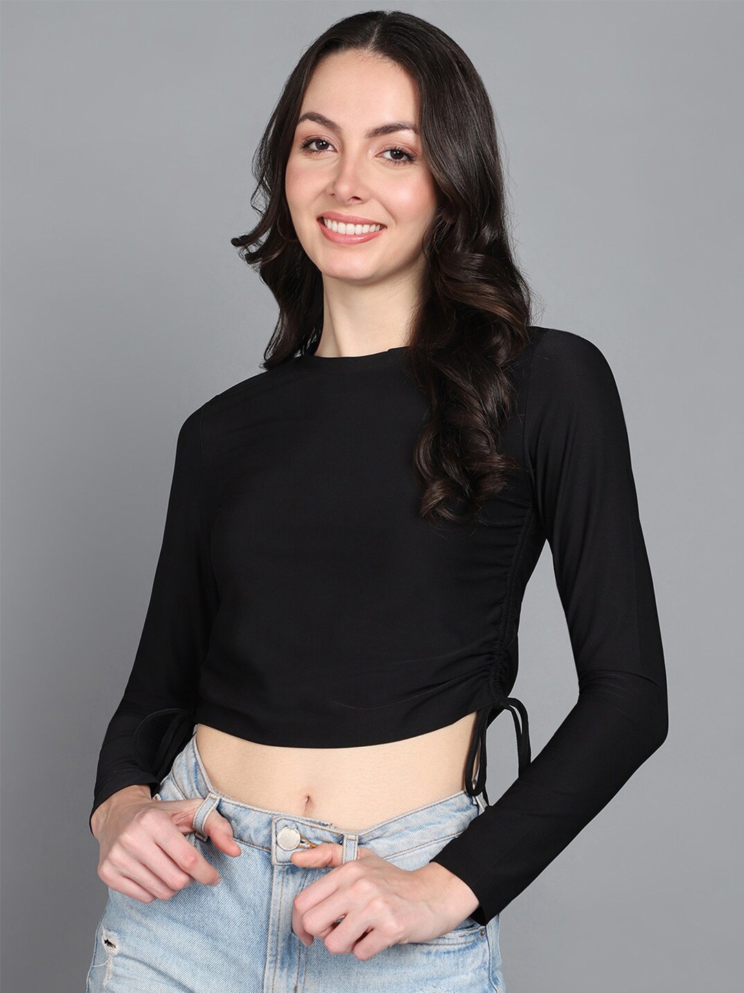 

Mast & Harbour Black Round Neck Ruched Regular Crop Top