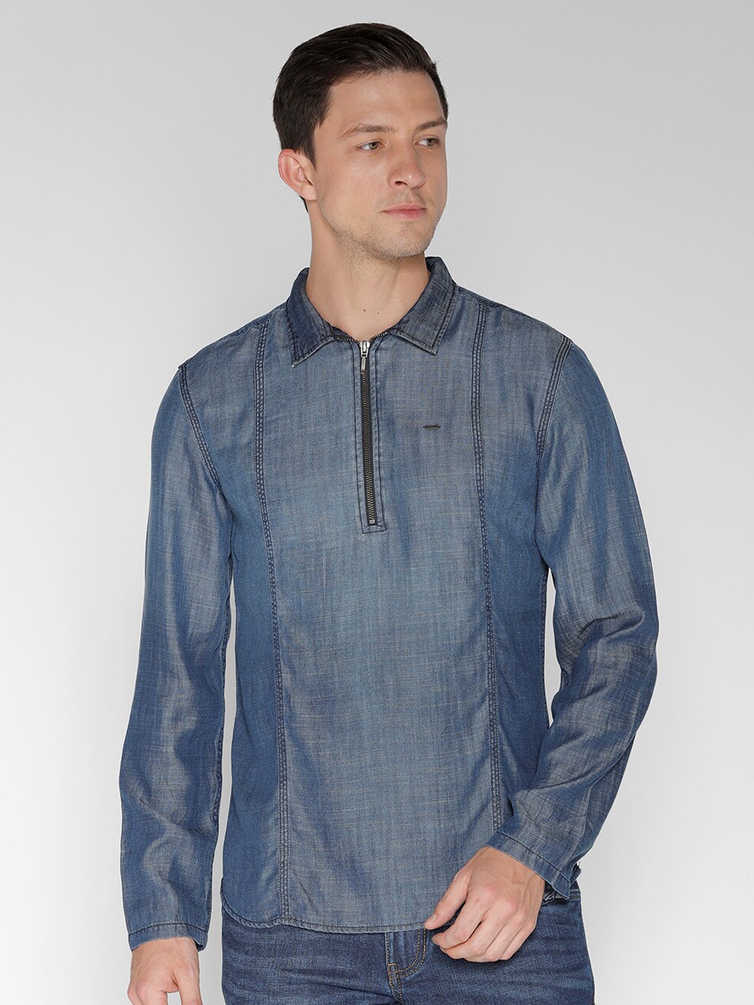 

IDENTITI India Slim Slim Fit Spread Collar Faded Cotton Casual Shirt, Navy blue