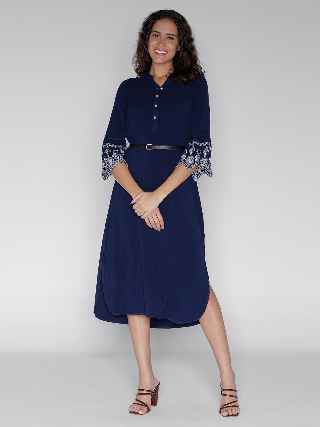 

IDENTITI V-Neck Midi Dresses With Belted, Navy blue