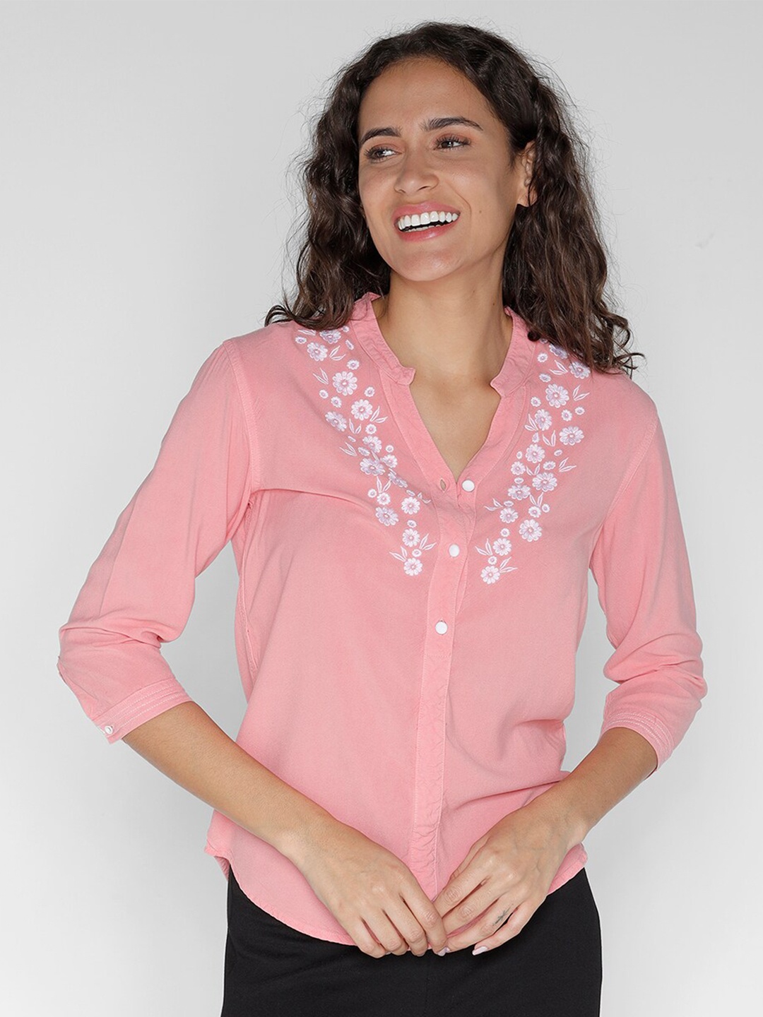 

IDENTITI Floral Embroidered Mandarin Collar Top, Pink