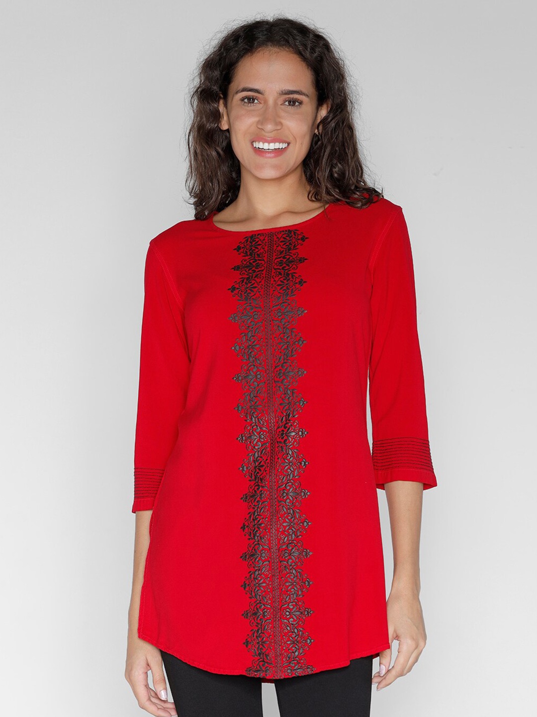 

IDENTITI Floral Embroidered Tunic, Red