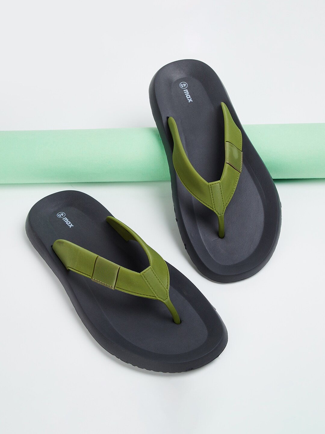 

max Men Thong Flip-Flops, Green