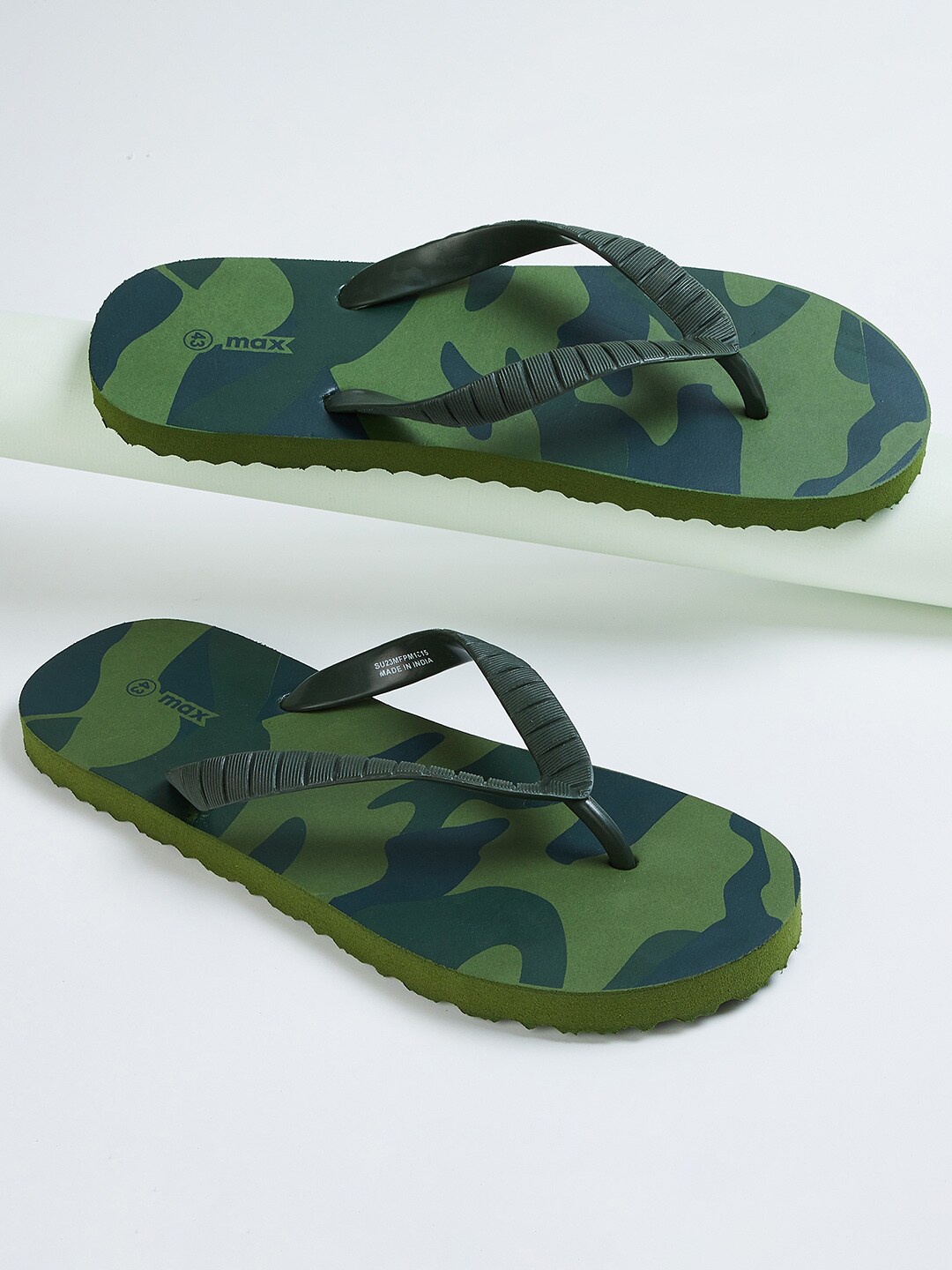 

max Men Printed Thong Flip-Flops, Green