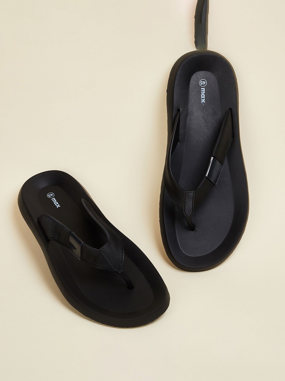 

max Men Thong Flip-Flops, Black