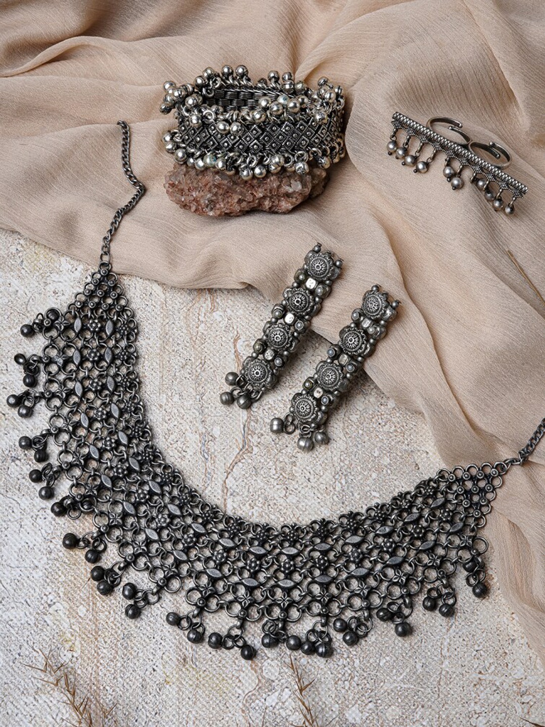 

TEEJH Oxidized Silver-Plated Stone-Studded & Beaded Jewellery Set