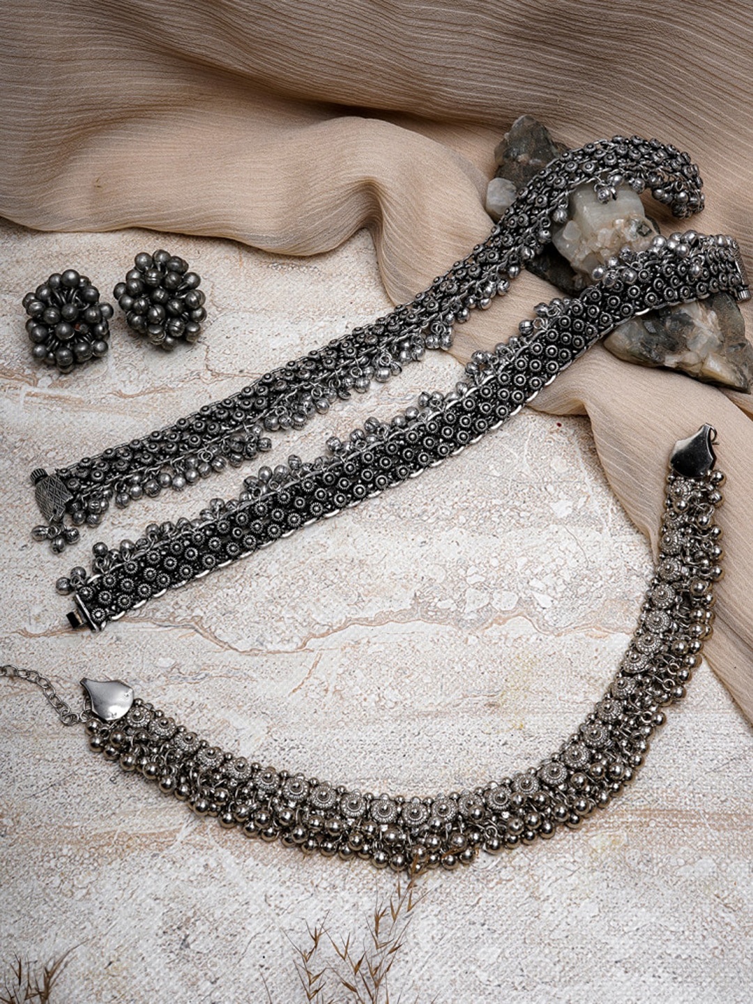 

TEEJH Oxidized Silver-Plated Stone-Studded & Beaded Jewellery Set