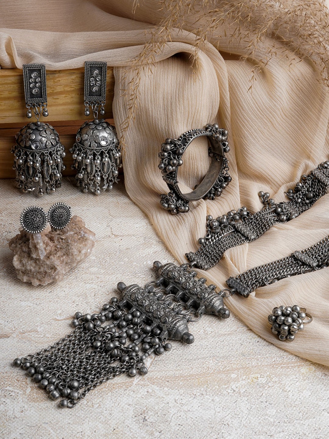 

TEEJH Oxidized Silver-Plated Stone-Studded & Beaded Jewellery Set