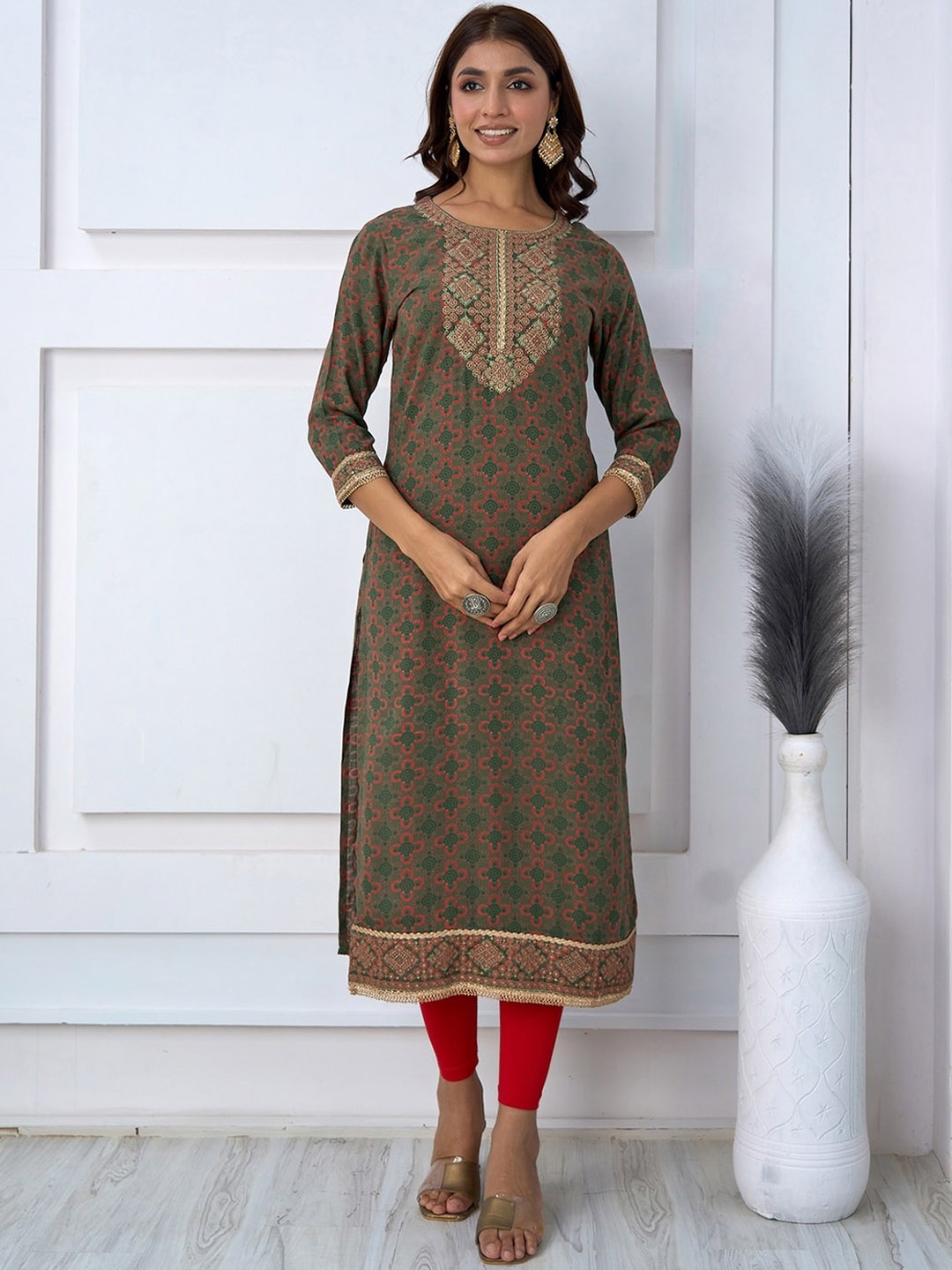 

Nehamta Bandhani Printed Thread Work Kurta, Olive