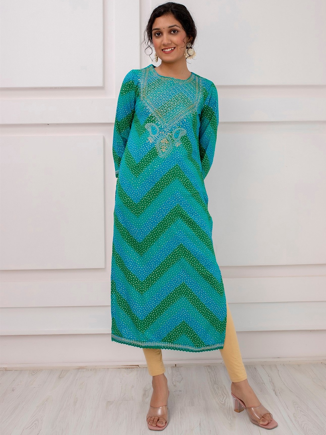 

Nehamta Bandhani Printed Thread Work Kurta, Turquoise blue
