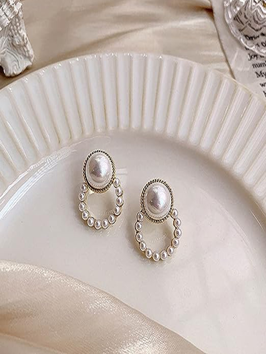 

VIEN Gold-Plated Pearl Contemporary Drop Earrings
