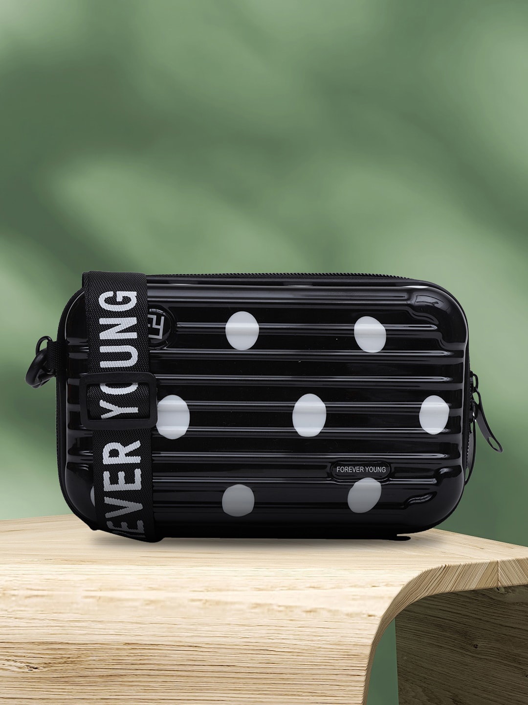 

MINI WESST Structured Sling Bag, Black