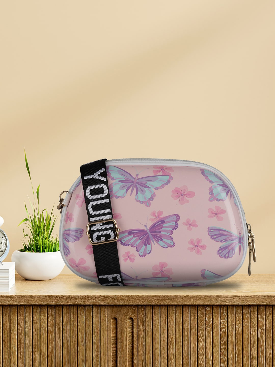 

MINI WESST Printed Structured Sling Bag, Pink