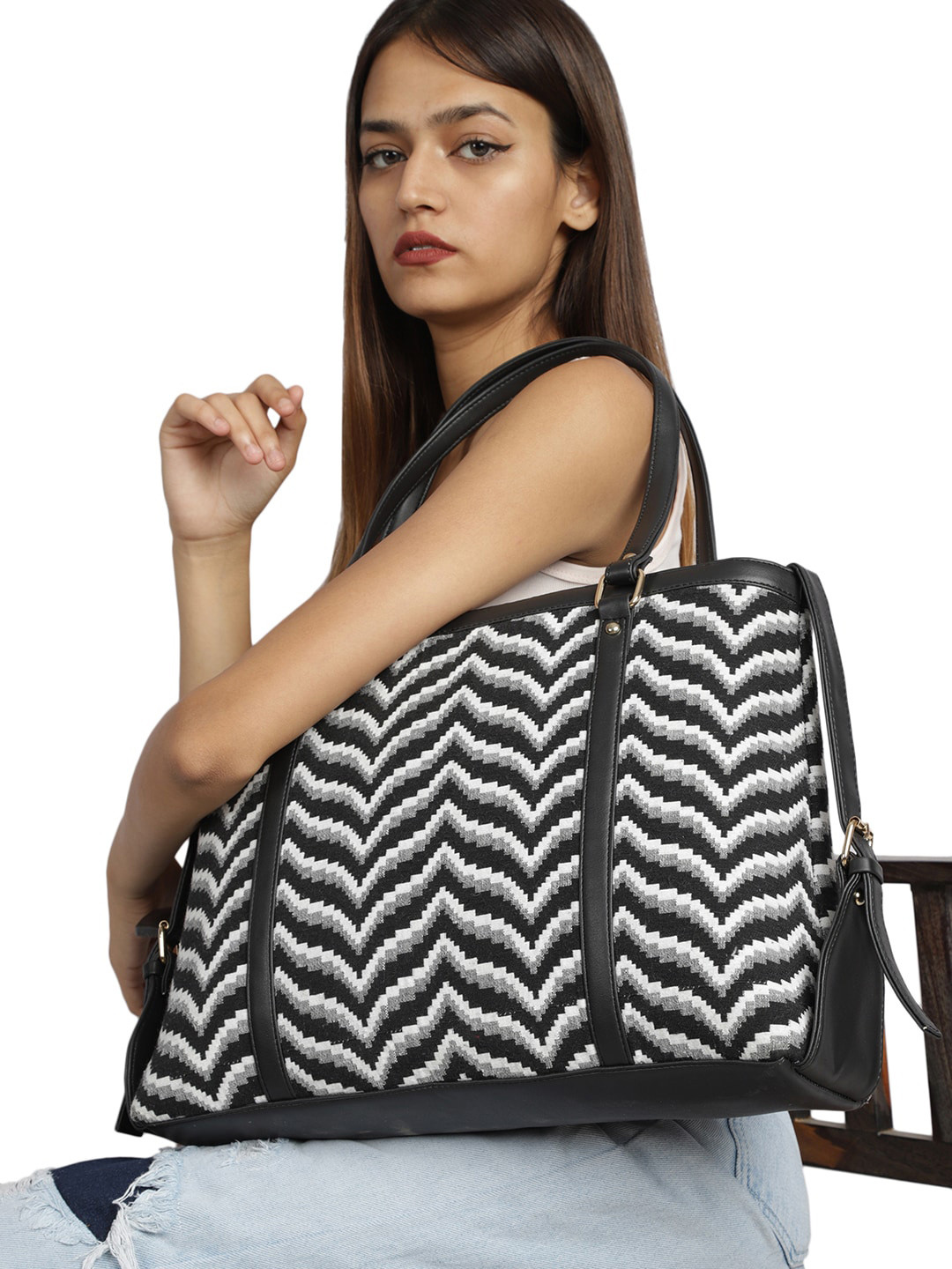

MINI WESST Graphic Printed Oversized Structured Tote Bag with Quilted, Black
