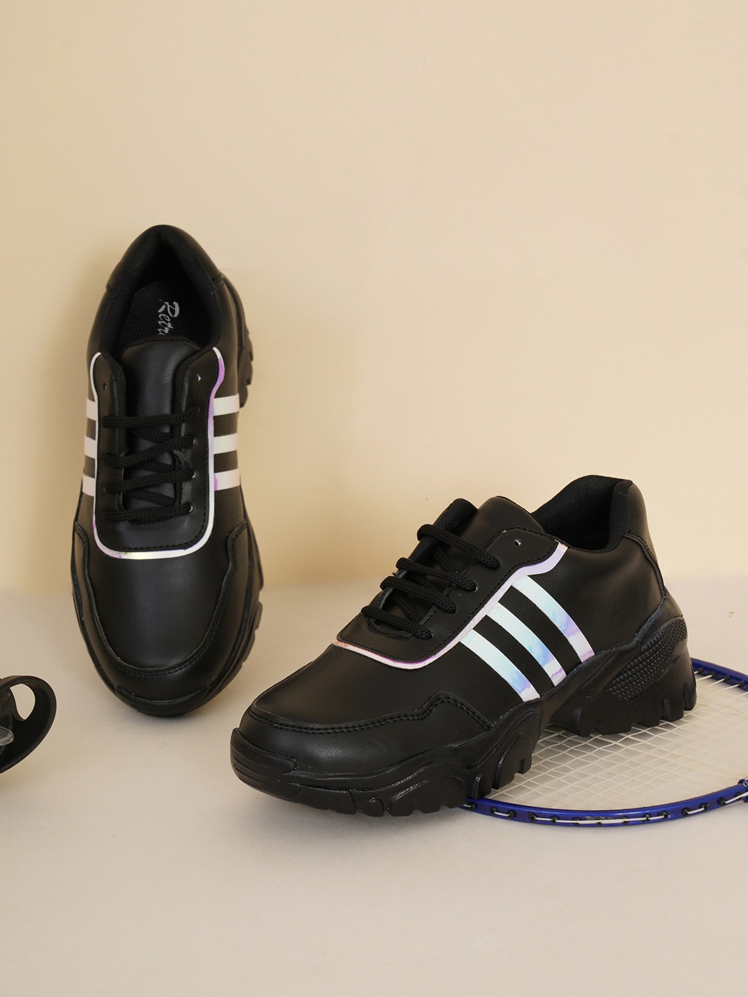 Retro Walk Women Striped Memory Foam Lightweight Sneakers, Black