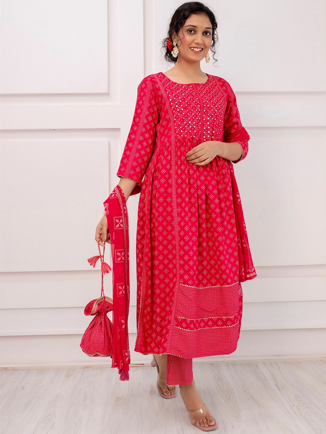 

Nehamta Geometric Printed Mirror Work Kurta & Trousers With Dupatta, Pink