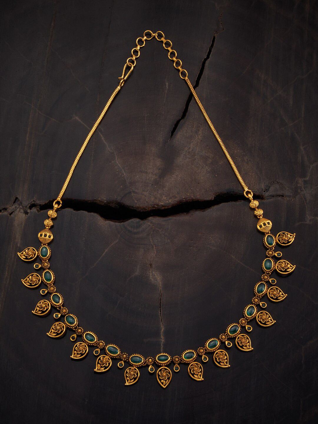 

Kushal's Fashion Jewellery Gold-Plated Stone-Studded Silver Necklace