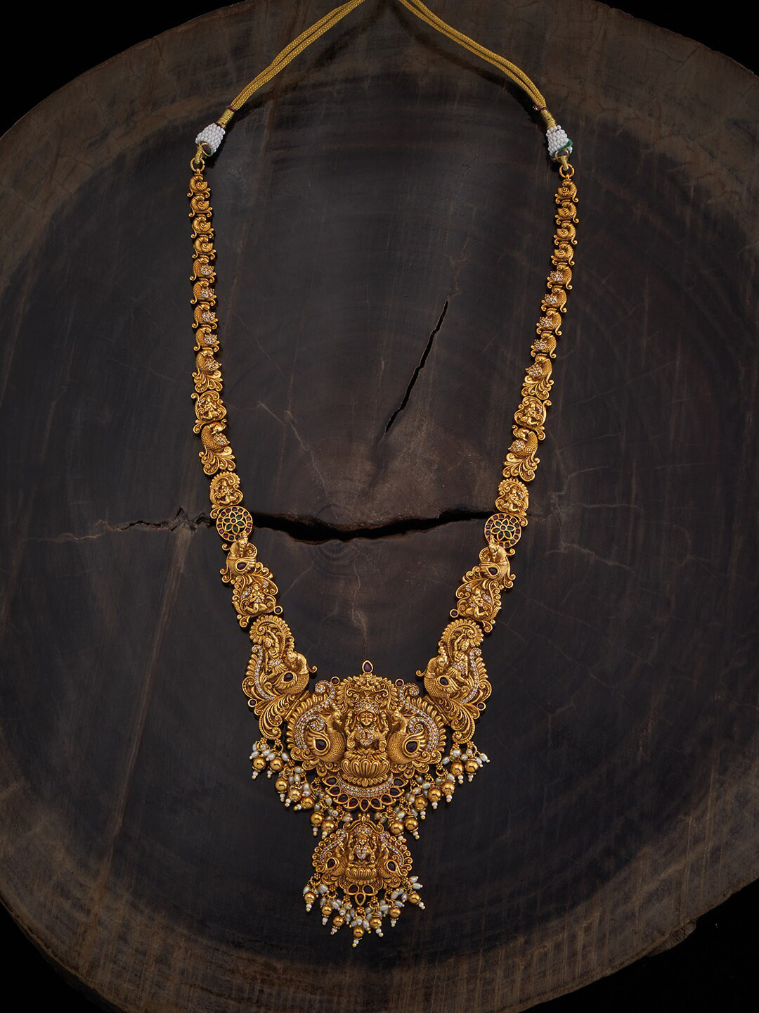 

Kushal's Fashion Jewellery Silver Gold-Plated Antique Necklace
