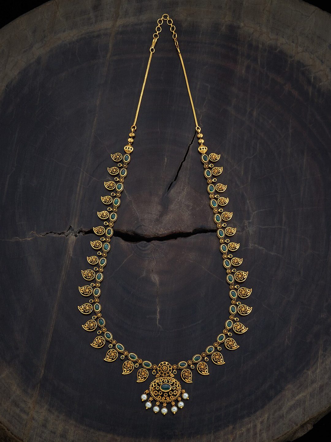 

Kushal's Fashion Jewellery Gold Plated Minimal Cubic Zirconia Stone Studded Necklace