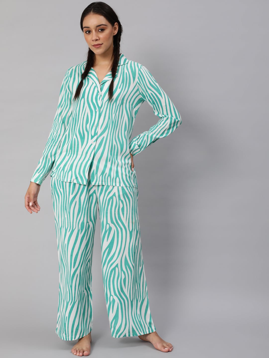 

AKS Abstract Printed Pure Cotton Night Suit, White