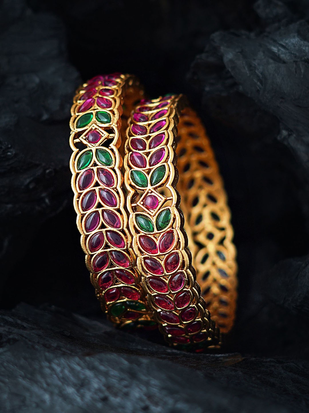 

MANSIYAORANGE Set Of 2 Gold-Plated Stone-Studded Bangles