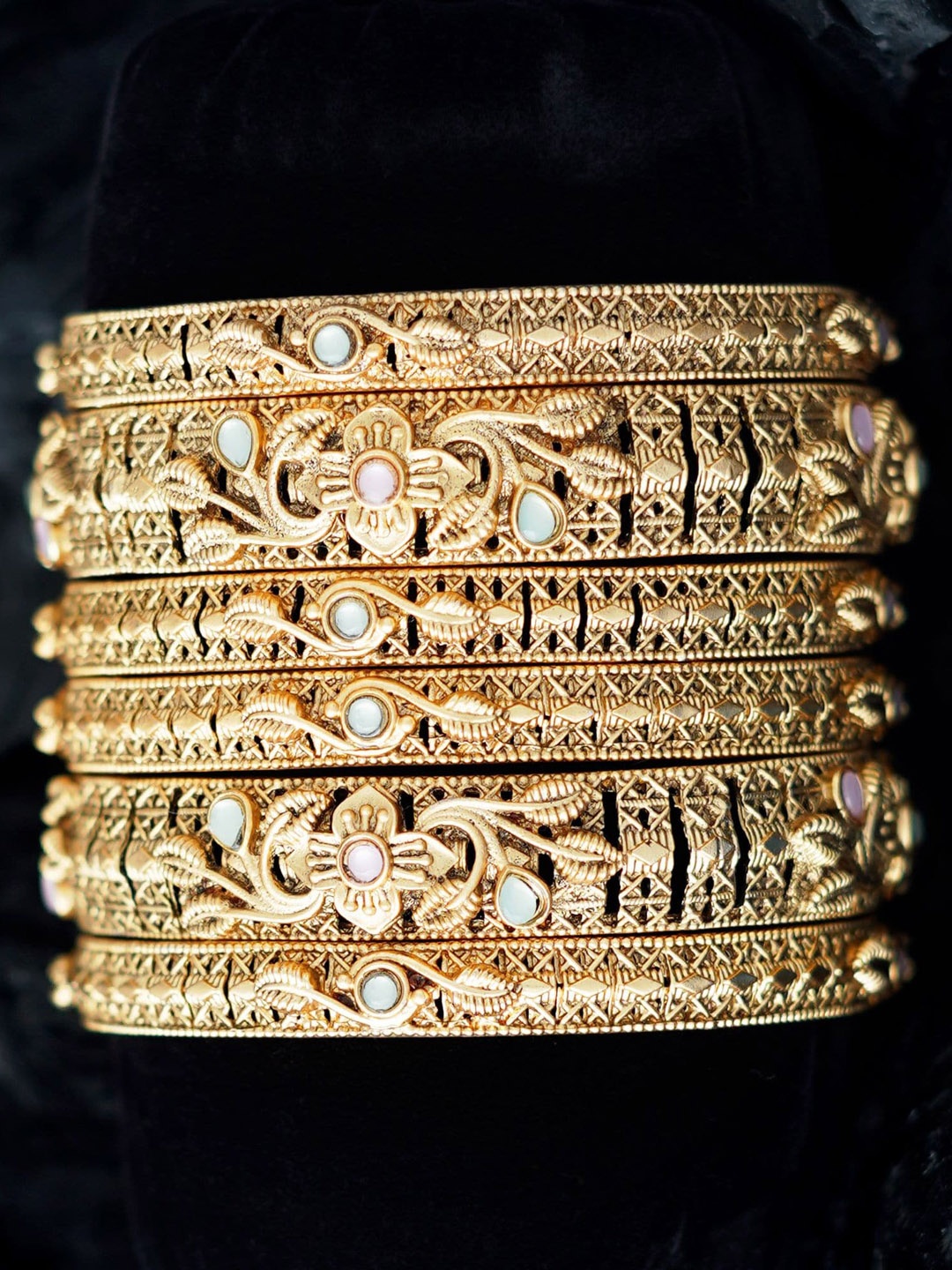 

MANSIYAORANGE Set Of 6 Gold-Plated Stone-Studded Bangles