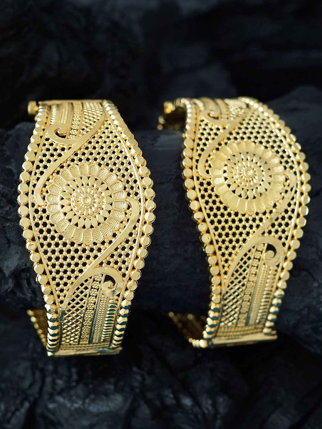 

MANSIYAORANGE Set Of 2 Gold-Plated Bangles
