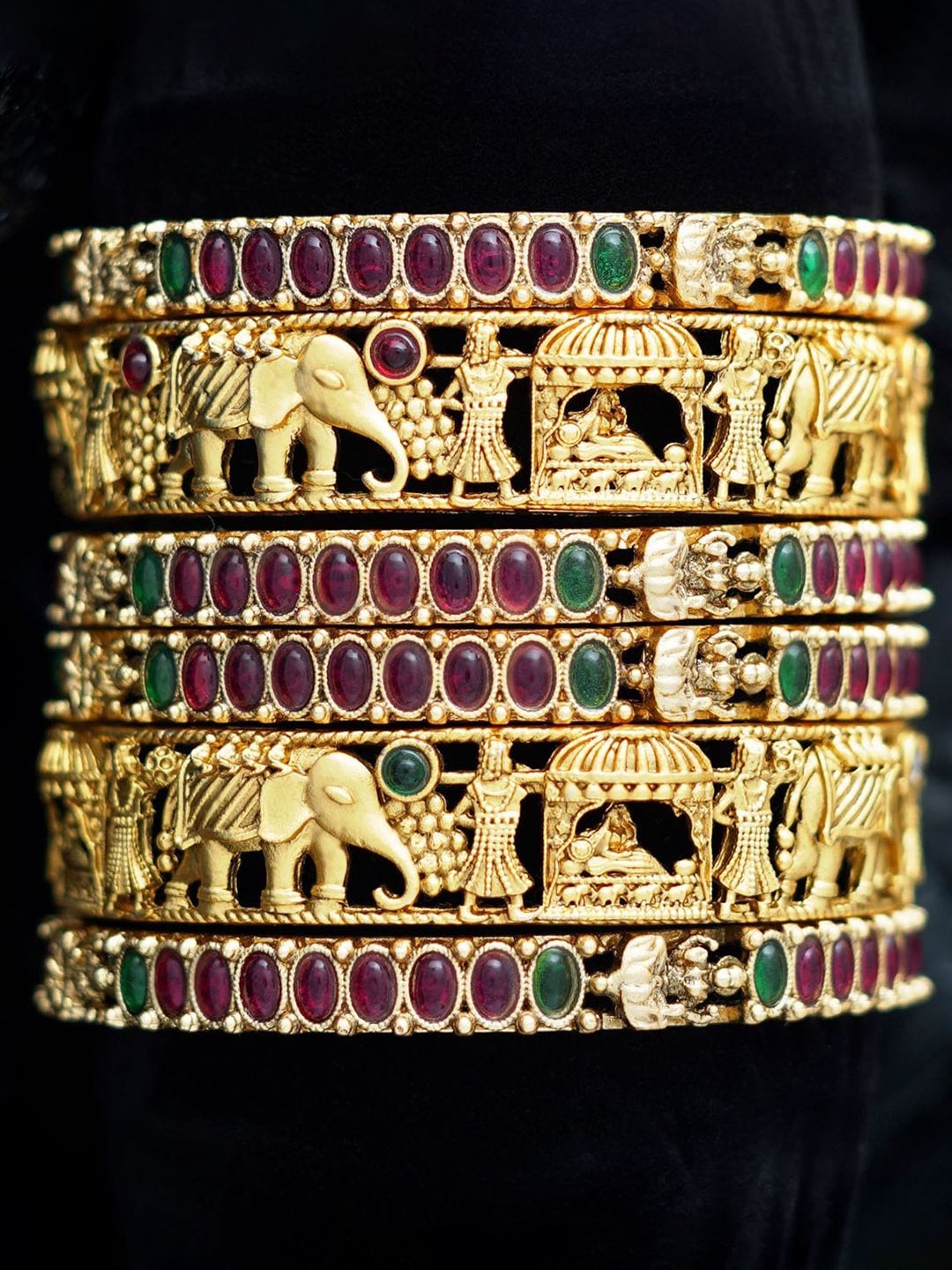 

MANSIYAORANGE Set Of 6 Gold-Plated Stone-Studded Bangles