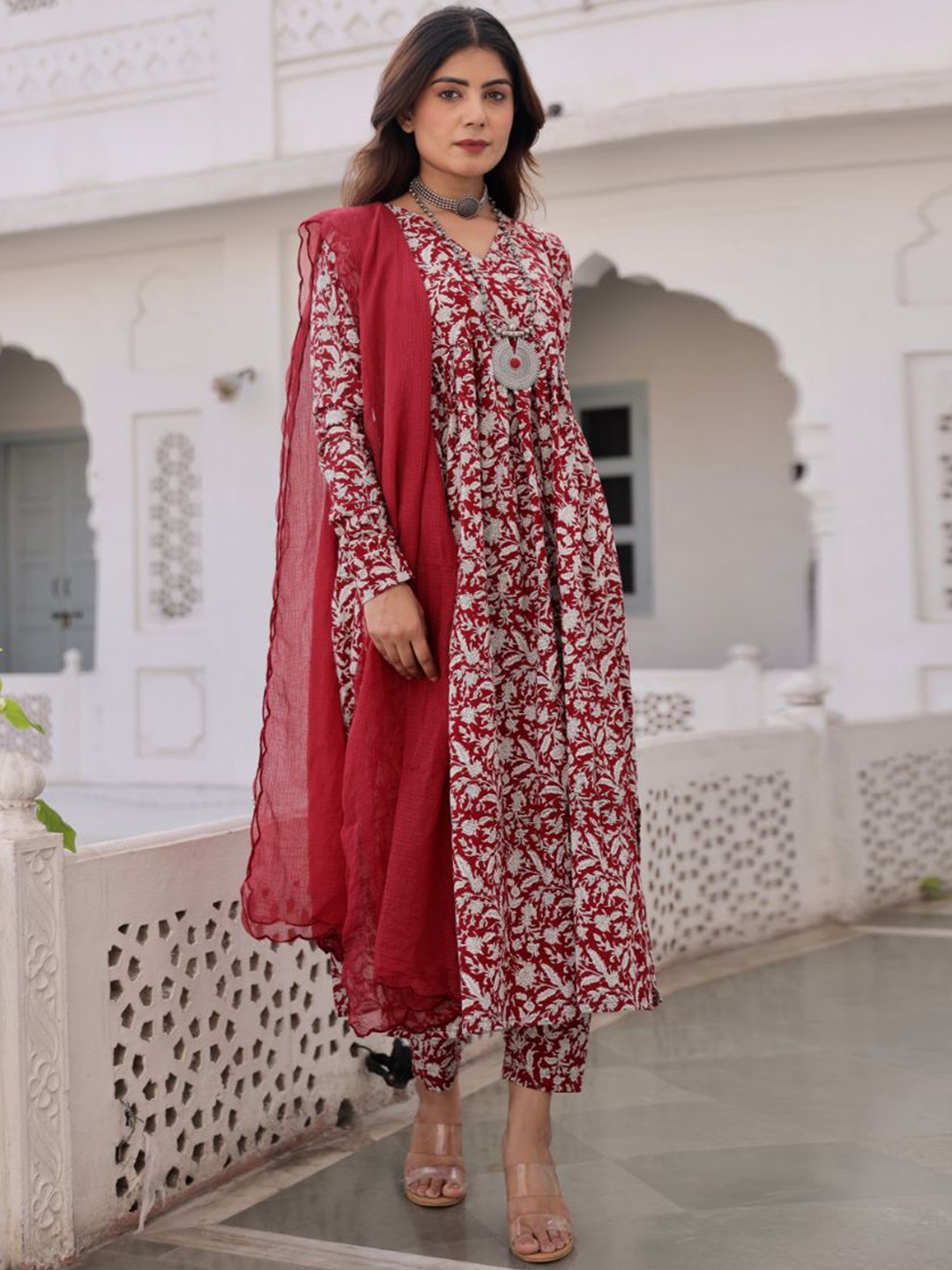 

ASRUMO Floral Printed Anarkali Kurta & Trousers With Dupatta, Maroon