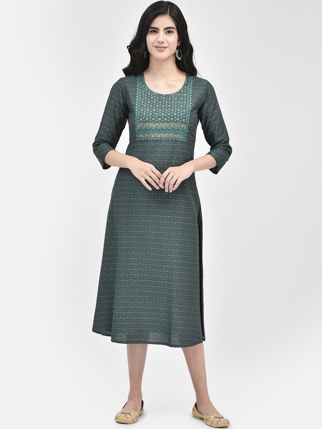 Span Ethnic Motifs Embroidered Sequinned Cotton Silk A-Line Midi Dress, Green