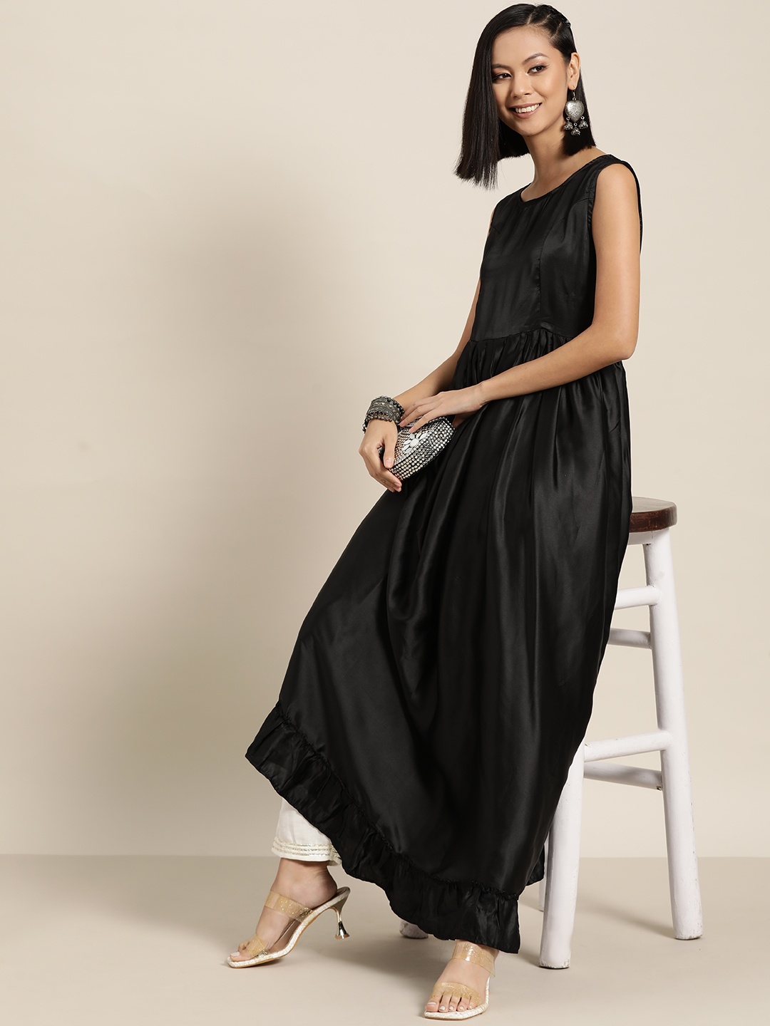 

Tikhi Imli Women Satin Kurta, Black