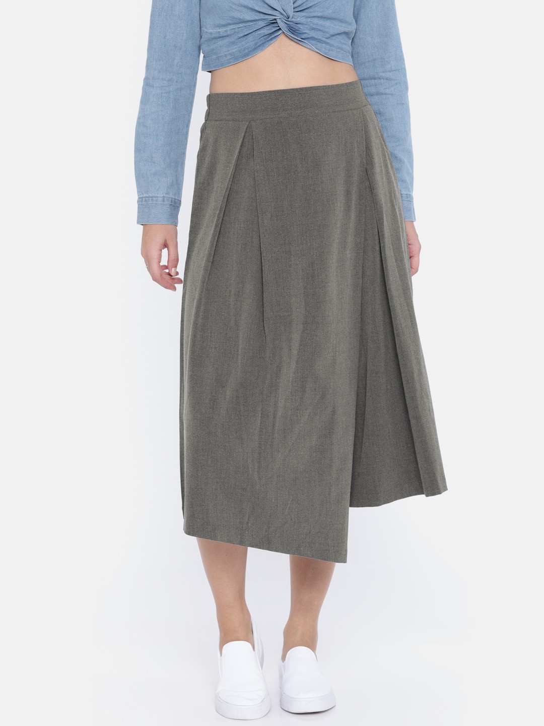 

Vero Moda Women Grey Relaxed Straight Leg Flared Solid Culottes