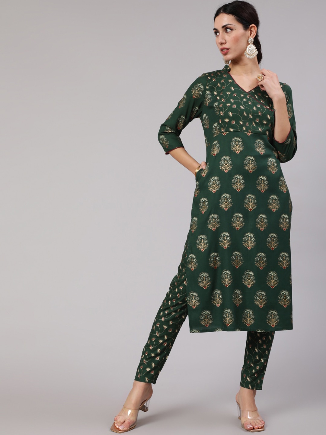 

AKS Women Ethnic Motifs Printed Angrakha Kurta with Trousers, Green