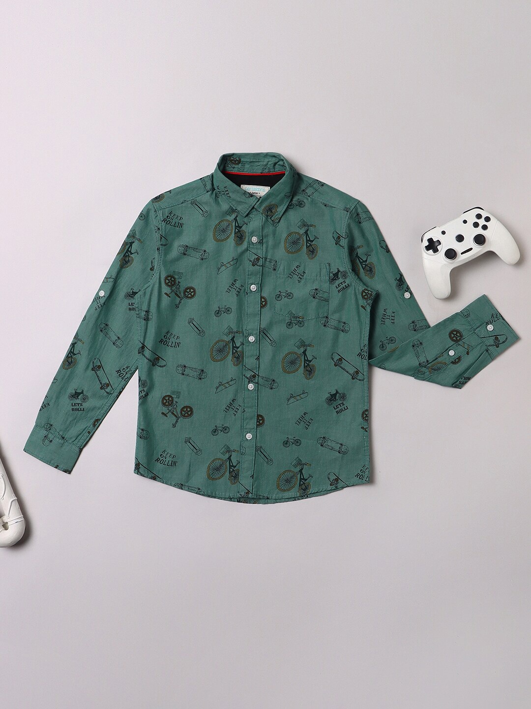 

Pantaloons Boys Conversational Printed Spread Collar Pure Cotton Casual Shirt, Green