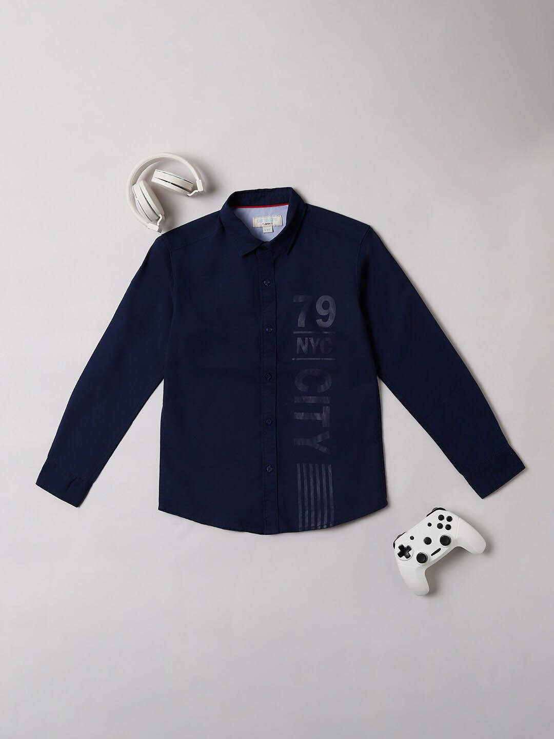 

Pantaloons Boys Typography Printed Spread Collar Pure Cotton Casual Shirt, Navy blue