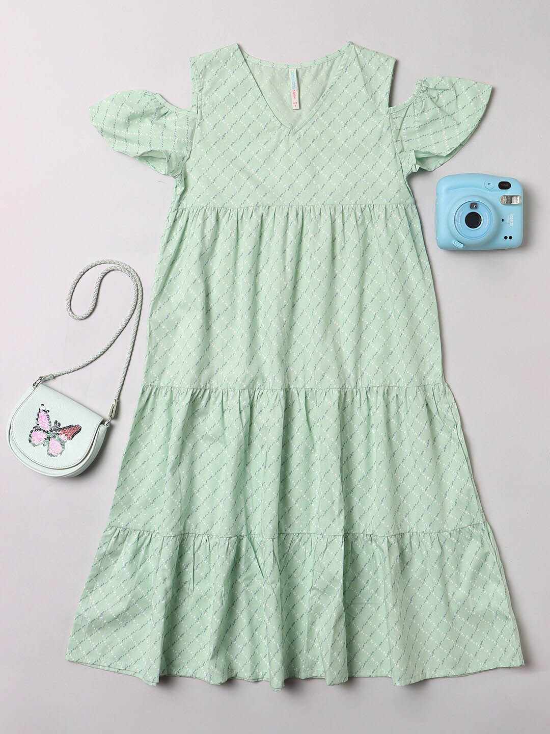 

Pantaloons Girls Checked Cold-Shoulder Sleeves Pure Cotton A-Line Dress, Green