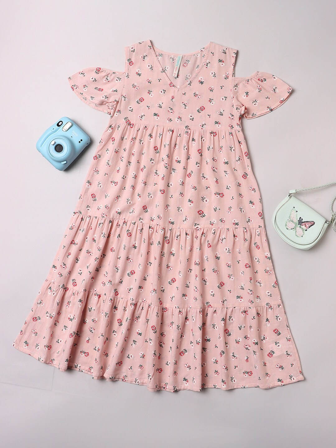 

Pantaloons Girls Floral Printed Cold-Shoulder Sleeves Pure Cotton A-Line Dress, Pink
